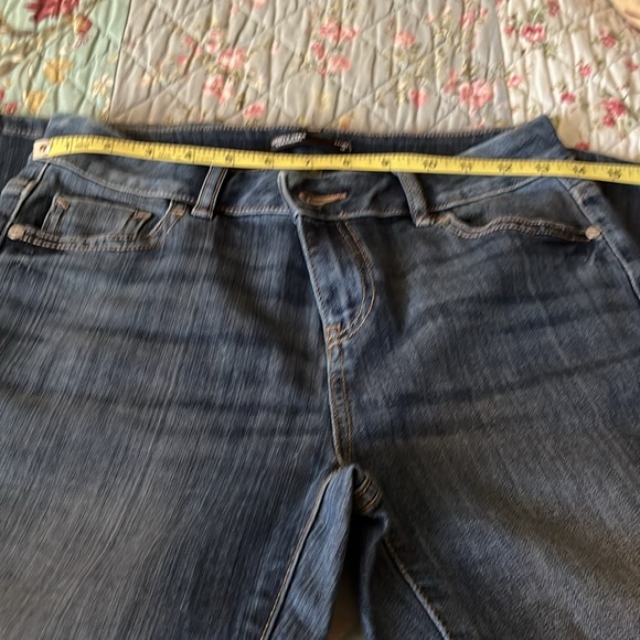 Vera wang capris size 6 - Picture 4 of 8